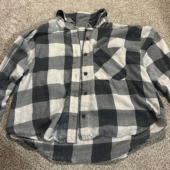 Cropped flannel - Picture 1 of 2